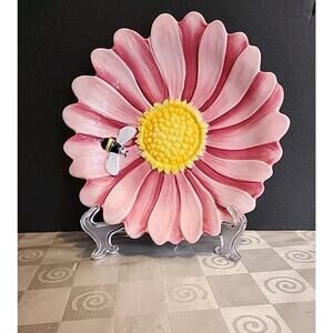Vtg Harry and David 2007 Hand Painted Pink Daisy Bee Ceramic Plate 8.5"